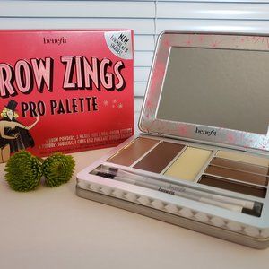 BENEFIT *Brow Zings Pro Palette* Light Medium